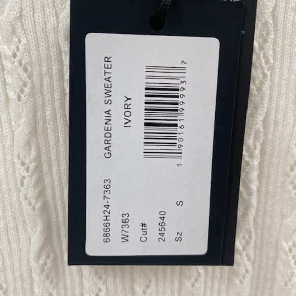 PAIGE Gardenia Sweater - Picture 5 of 6